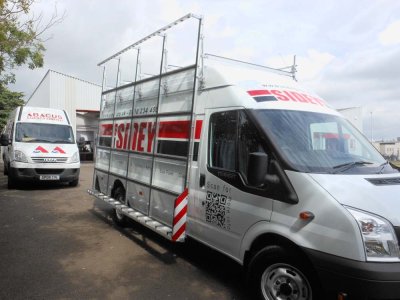 17-iveco-glassrack.JPG