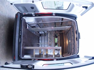 35-Interior-glassrack.JPG